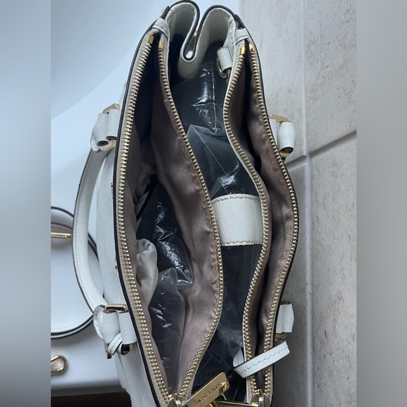 Micheal Kors Double Zip Tote Jet Set Travel Bag Medium - Picture 6 of 16